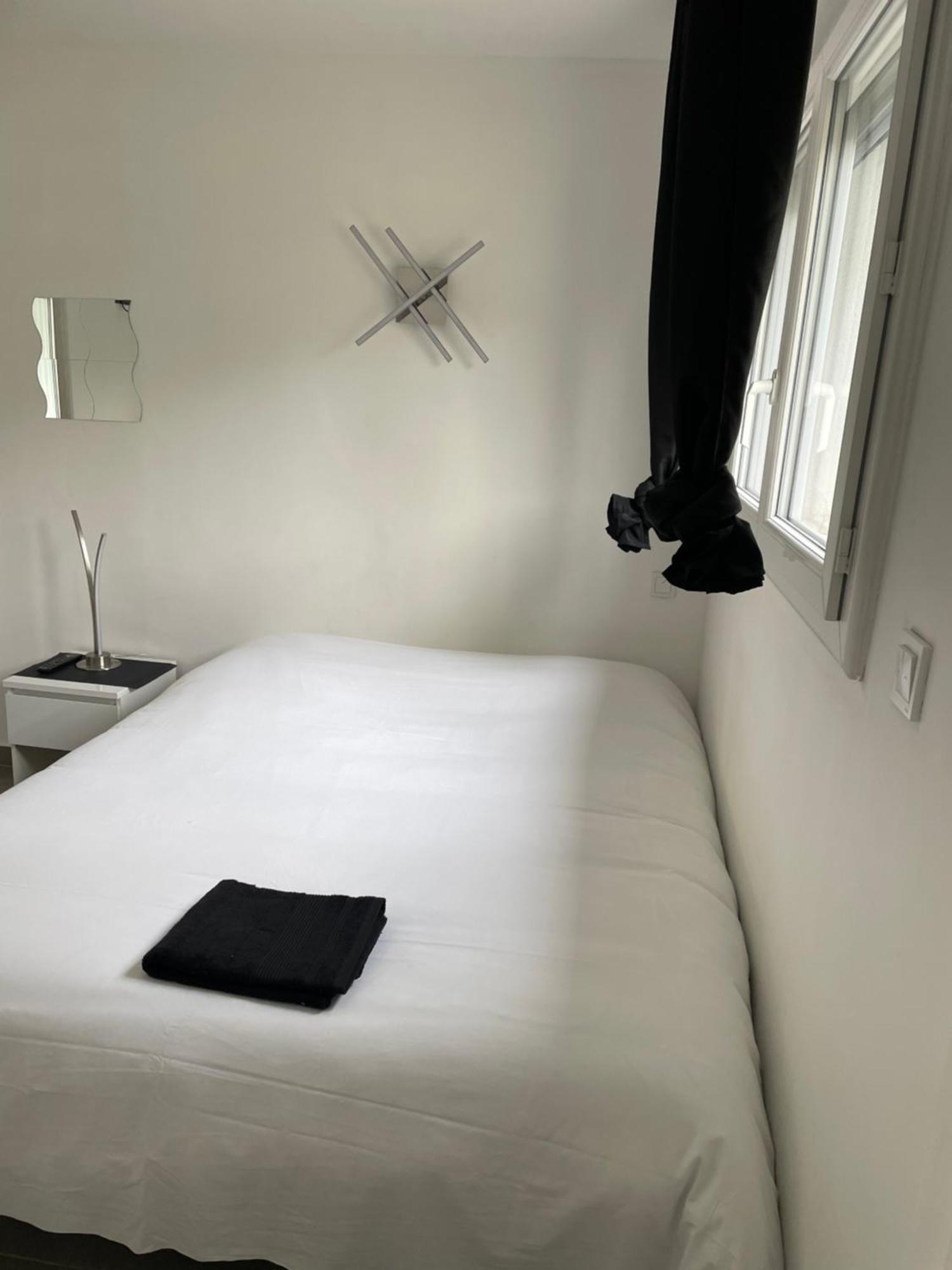 Superbe 3P 2Chambres, 2Terrasses Cannes Centre-Ville, 4 Min A Pied De La Croisette Sas-Meredith Loc Luaran gambar