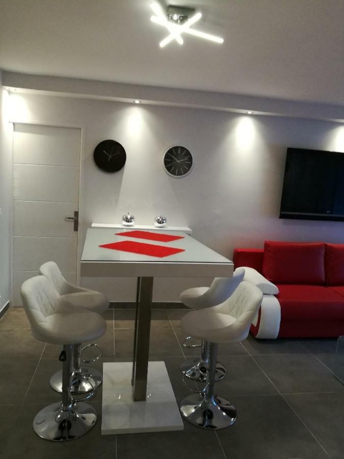 Superbe 3P 2Chambres, 2Terrasses Cannes Centre-Ville, 4 Min A Pied De La Croisette Sas-Meredith Loc Luaran gambar